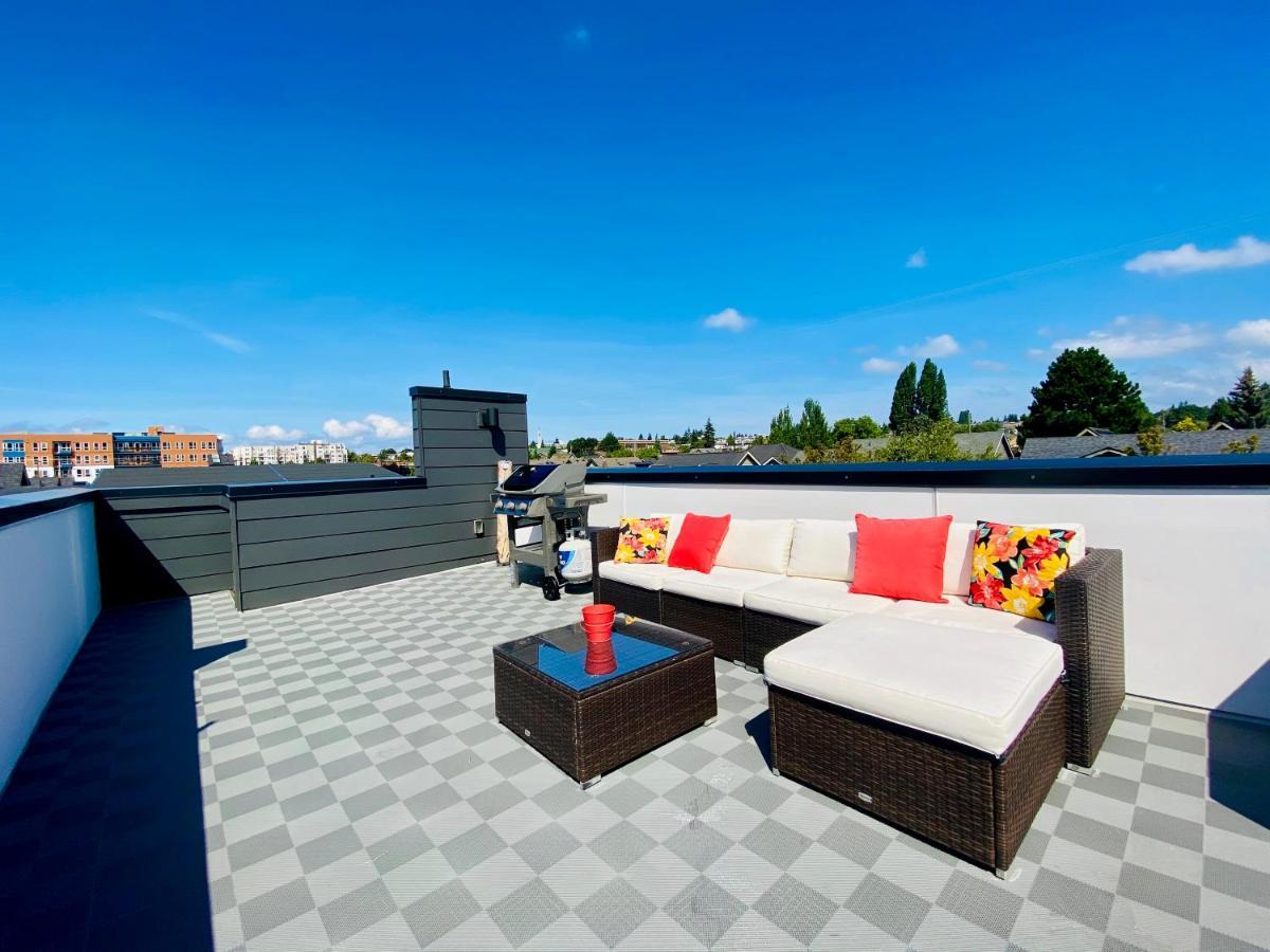 Modern Ballard Townhouse - 92 Walkscore & Rooftop! Seattle Exterior photo